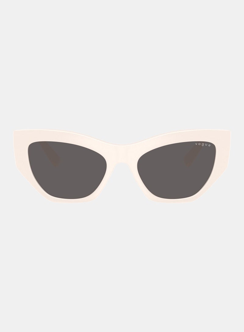 فوغ نظارة شمسية كاملة الحواف شكل عين القطة0VO5607S 53 312487 - Image 1